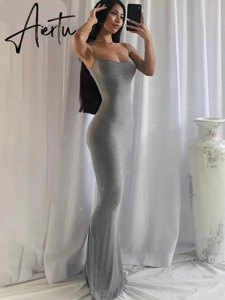 Aiertu  Satin Slip Sleeveless Backless Slim Sexy Maxi Dress Spring Women  Party Y2K Concise Bodycon Elegant  Clothing