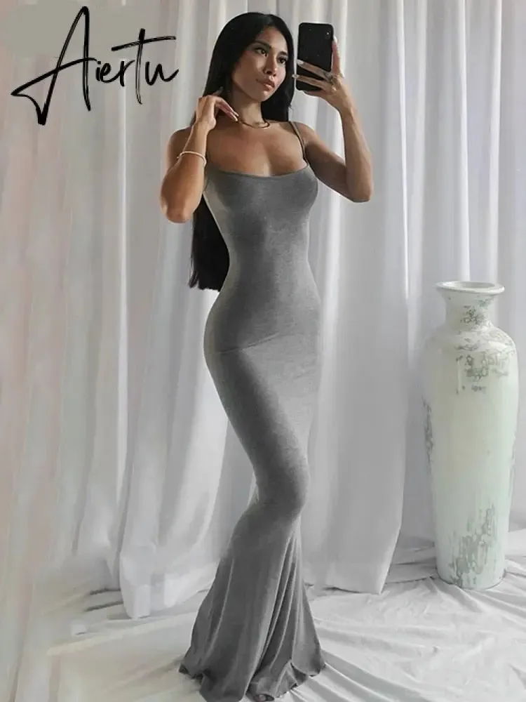 Aiertu  Satin Slip Sleeveless Backless Slim Sexy Maxi Dress Spring Women  Party Y2K Concise Bodycon Elegant  Clothing