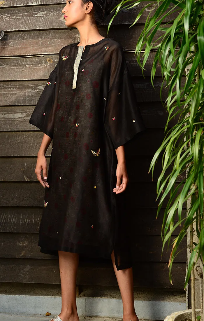 Black Kurta with Pants and floral printed Chanderi slip