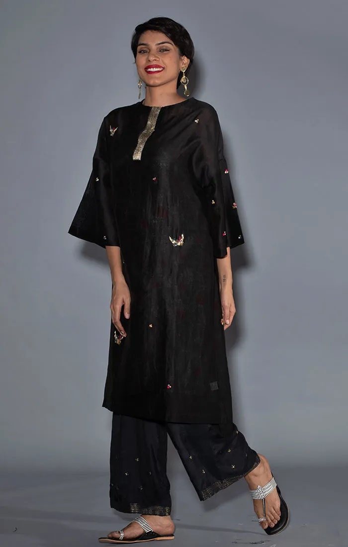 Black Kurta with Pants and floral printed Chanderi slip