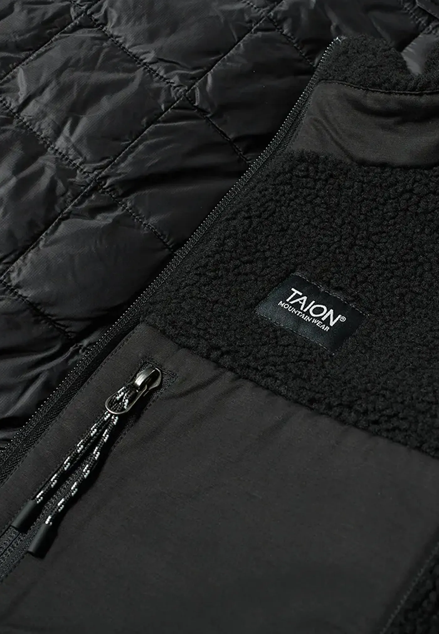 Down x Boa Reversible Jacket - black/black