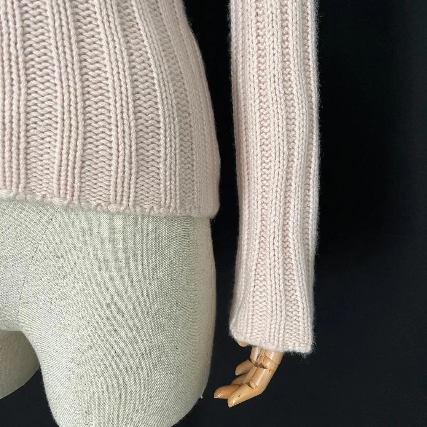 GABI LAUTON Cashmere Sweater