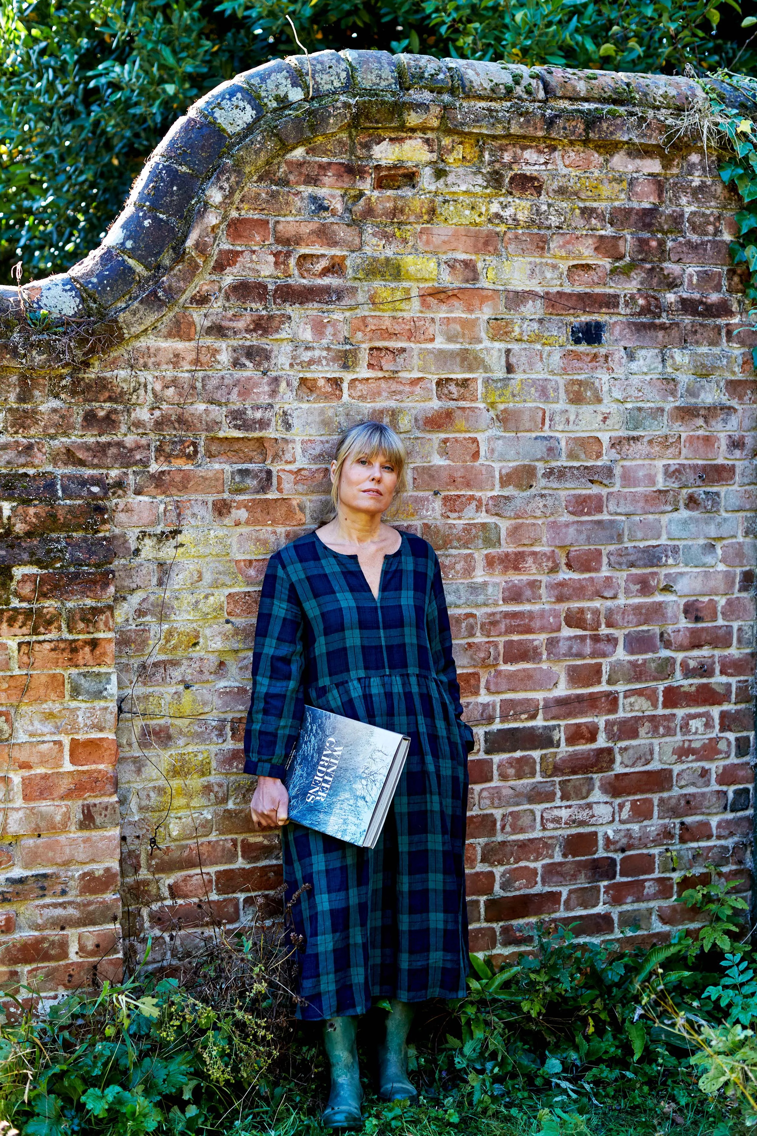 Notch Neck Lavenham Dress in Blackwatch Tartan Linen