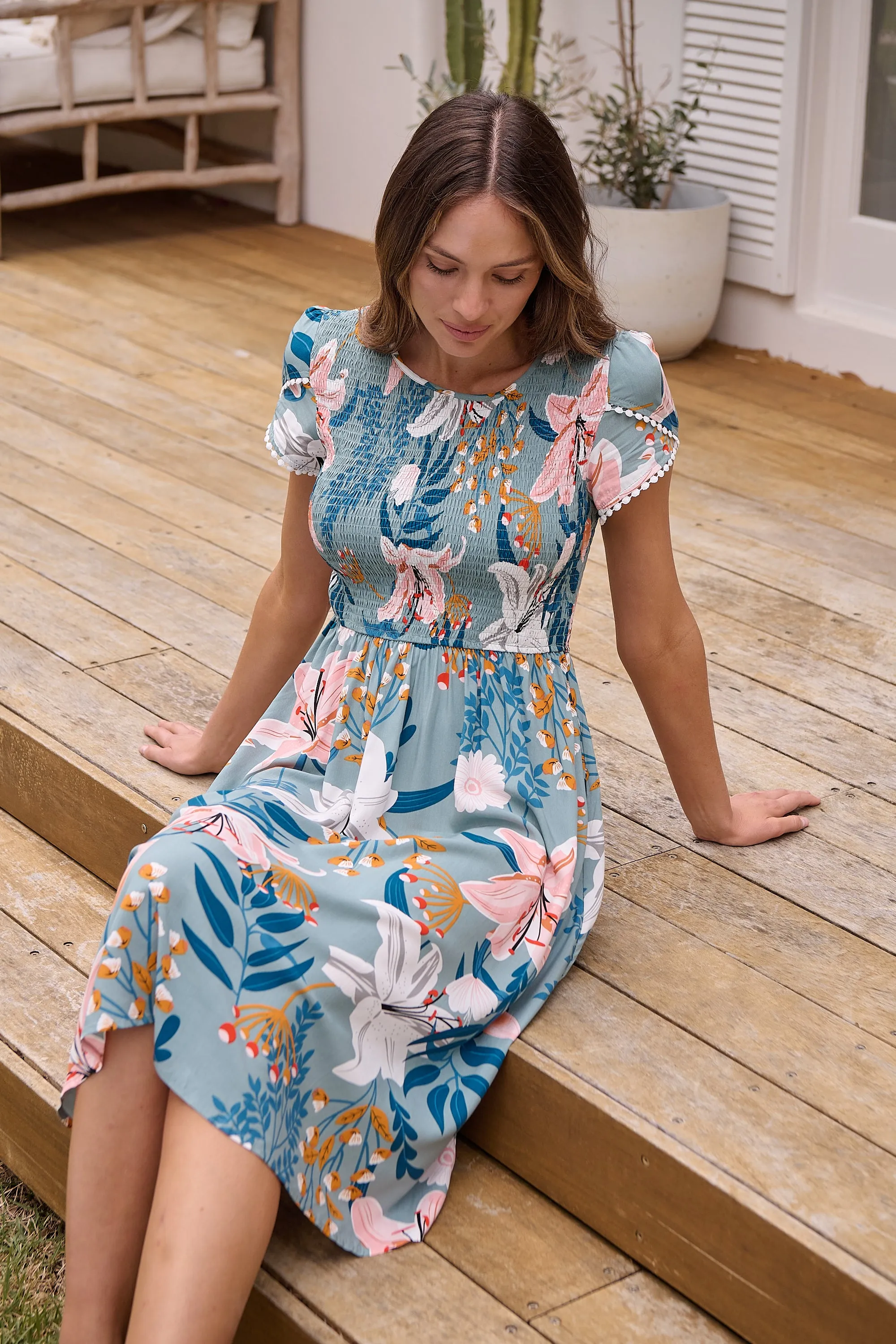 Tonya Sage Floral Print Shirred Midi Dress