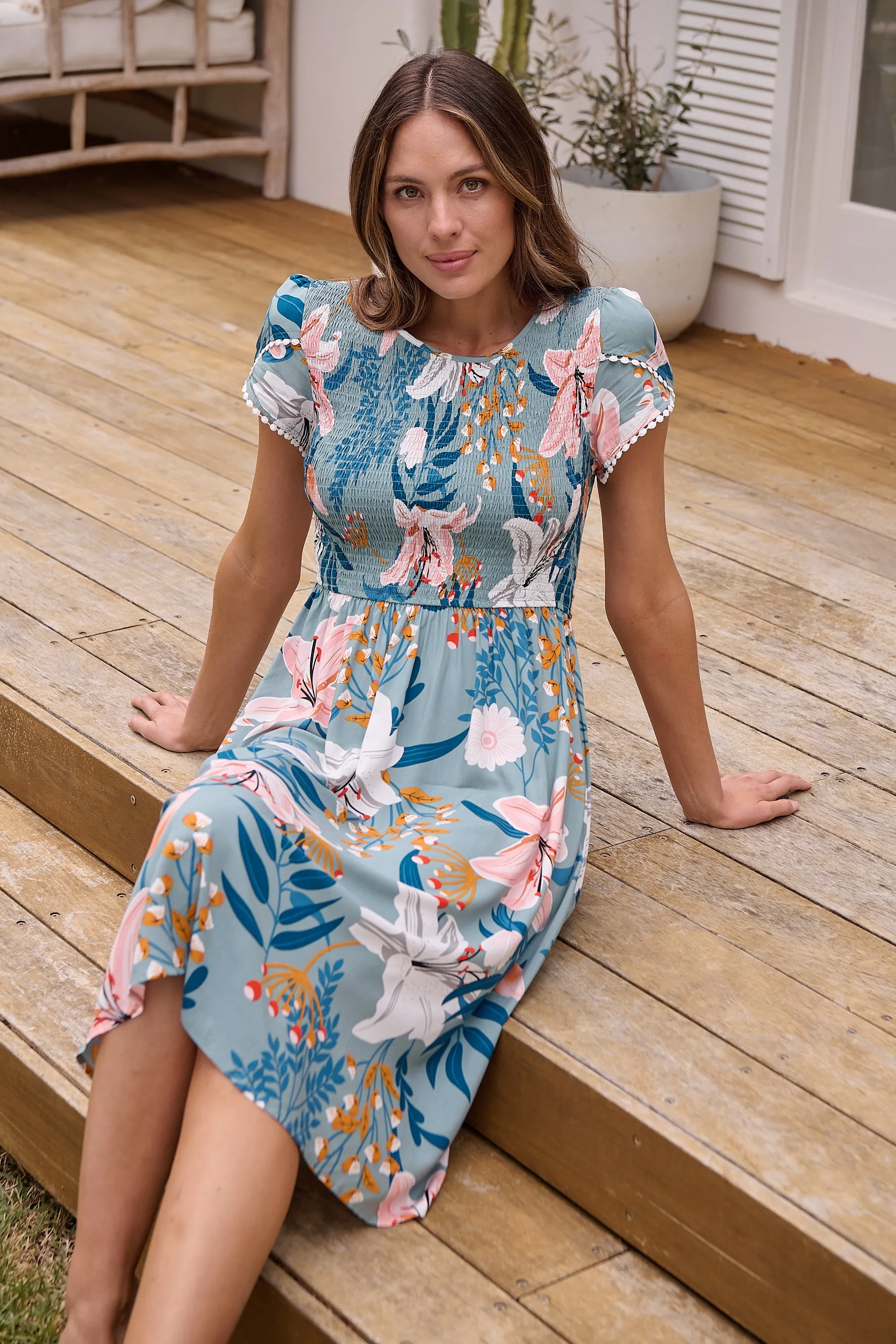 Tonya Sage Floral Print Shirred Midi Dress